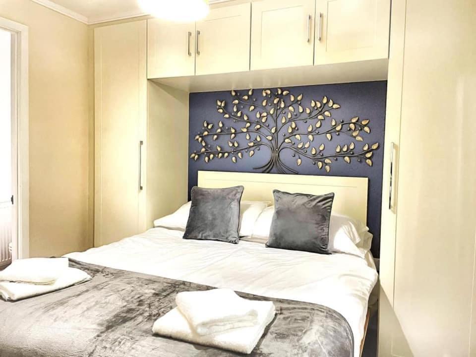 Woodland View -Hot Tub-Tenby-Carmarthen-St Clears Εξωτερικό φωτογραφία