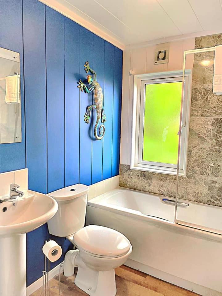 Woodland View -Hot Tub-Tenby-Carmarthen-St Clears Εξωτερικό φωτογραφία